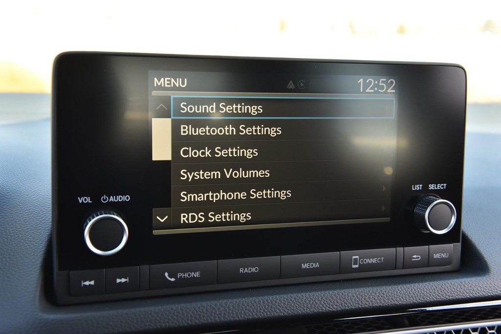 Honda Civic Sedan Hybrid Vehicle Full-screen Gallery Image 15