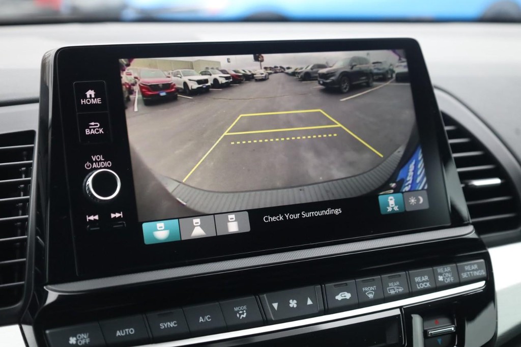 Honda Odyssey Vehicle Image 16