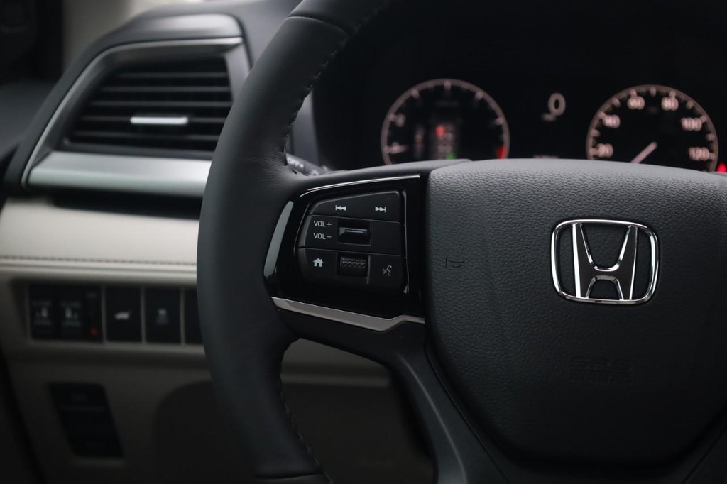 Honda Odyssey Vehicle Image 10