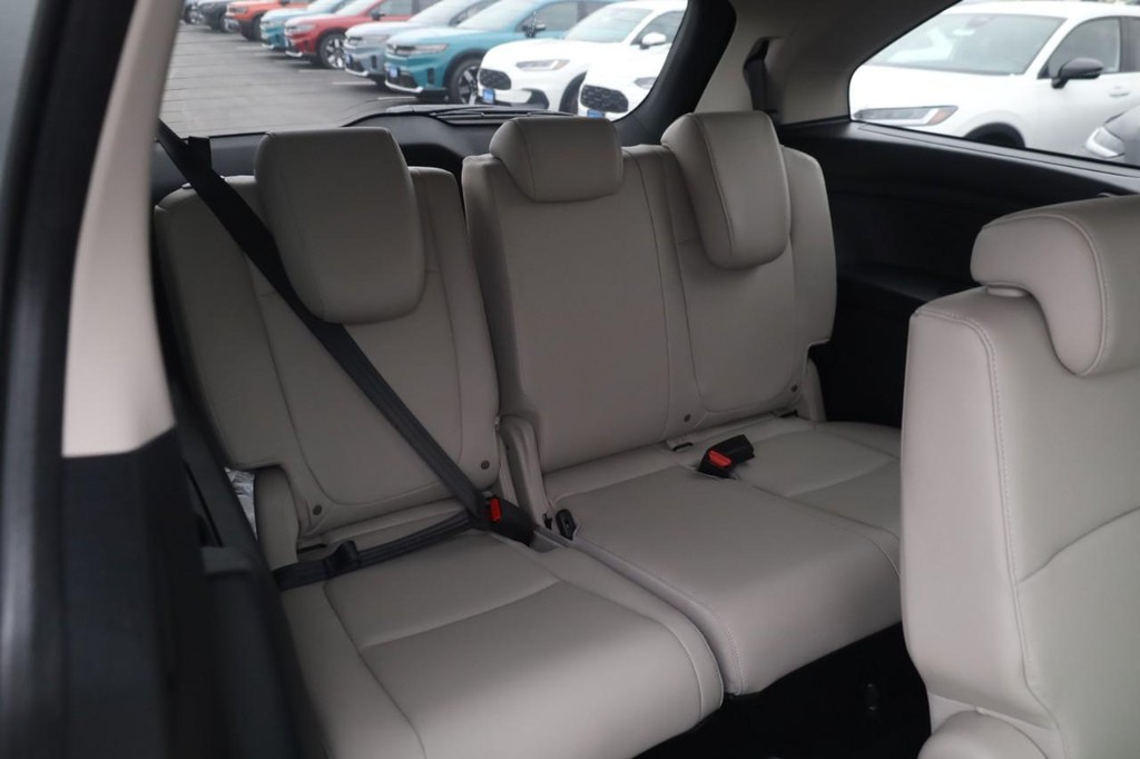 Honda Odyssey Vehicle Image 24