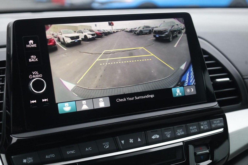 Honda Odyssey Vehicle Image 16