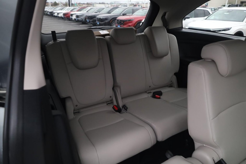 Honda Odyssey Vehicle Image 23