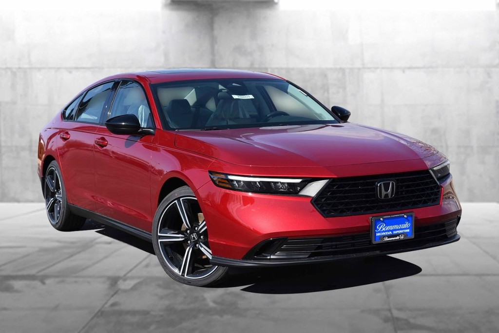 Honda Accord Sedan Vehicle Image 02