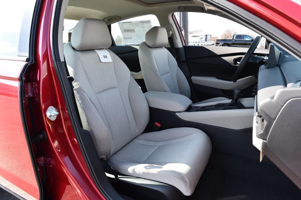 Honda Accord Sedan Vehicle Image 21