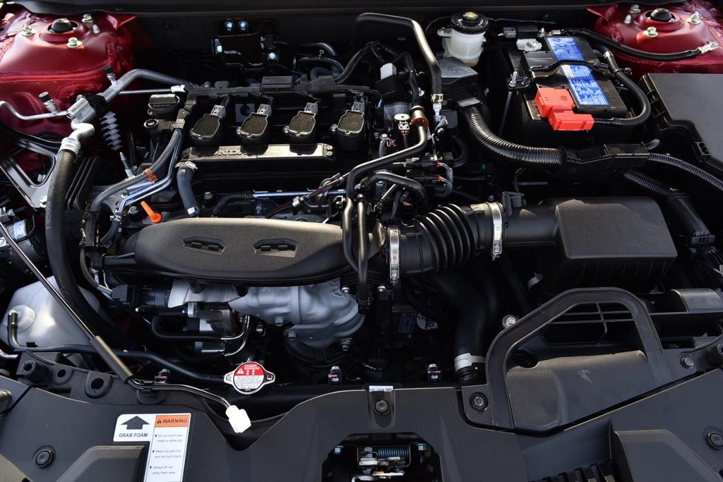 Honda Accord Sedan Vehicle Image 26