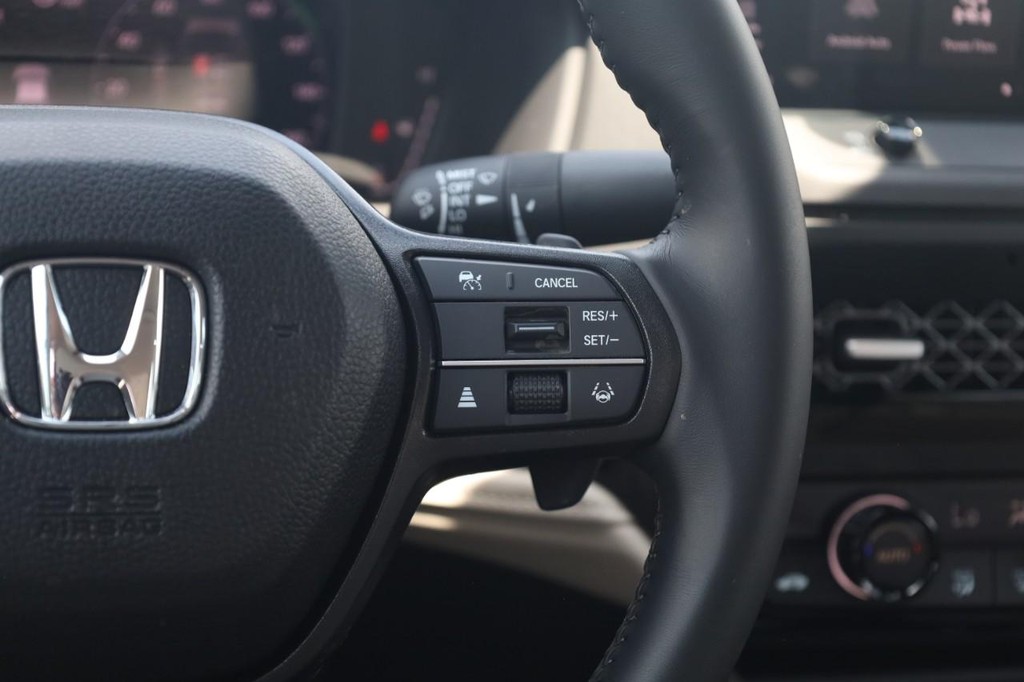 Honda Accord Hybrid Vehicle Image 08
