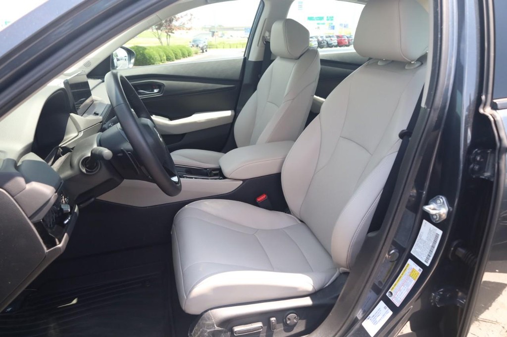 Honda Accord Hybrid Vehicle Image 19