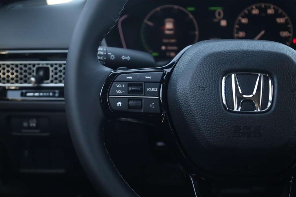 Honda Civic Sedan Hybrid Vehicle Image 10