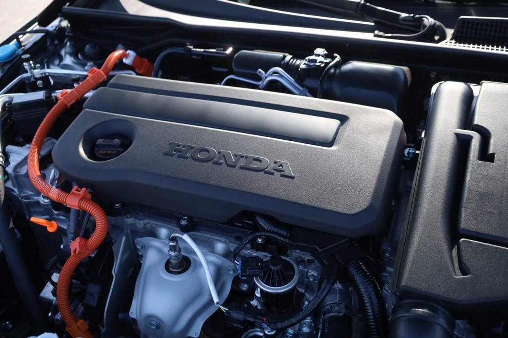 Honda Civic Sedan Hybrid Vehicle Image 23