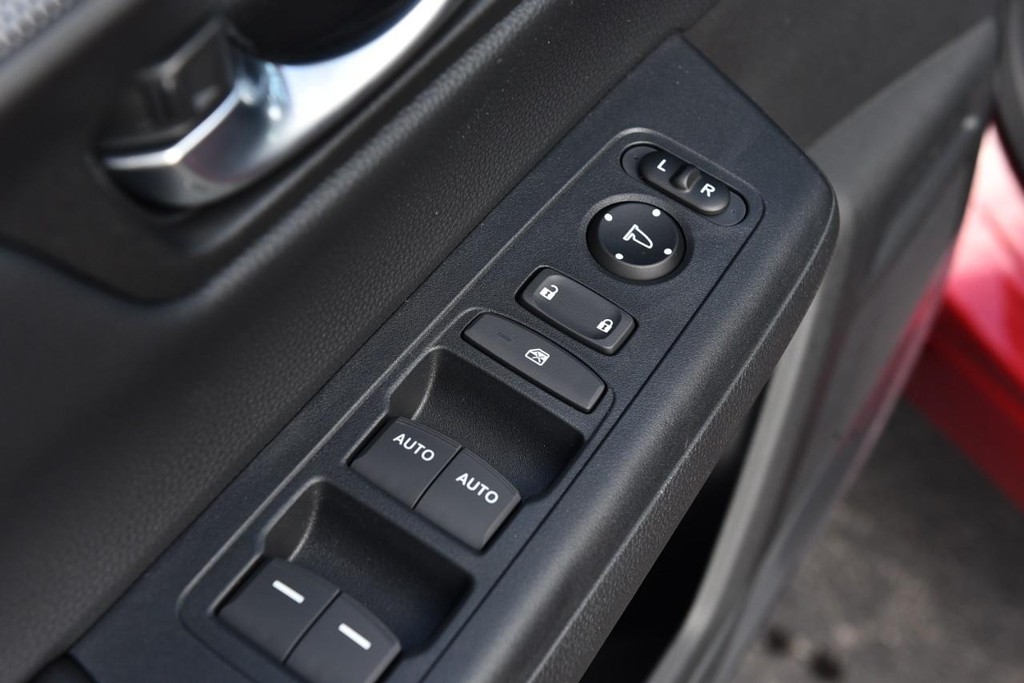 Honda CR-V Hybrid Vehicle Image 08