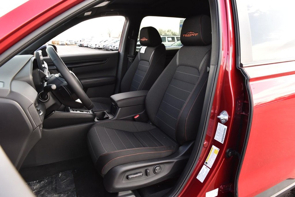 Honda CR-V Hybrid Vehicle Image 21