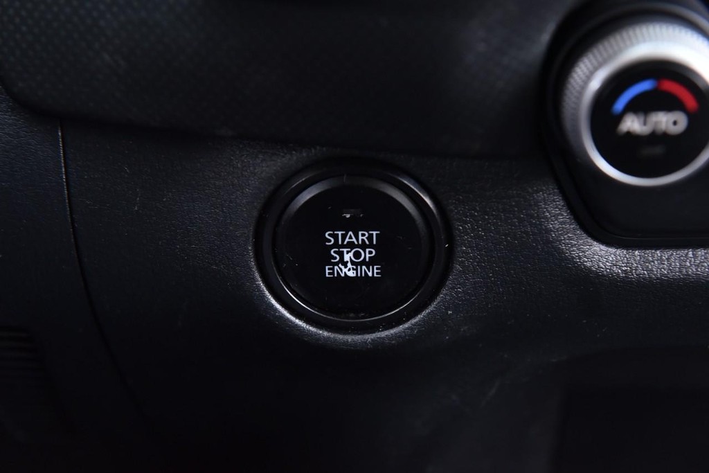 Mazda CX-50 Vehicle Image 15