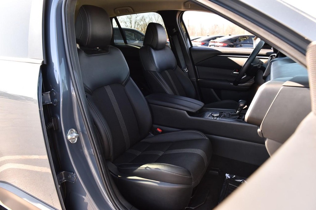 Mazda CX-50 Vehicle Image 20