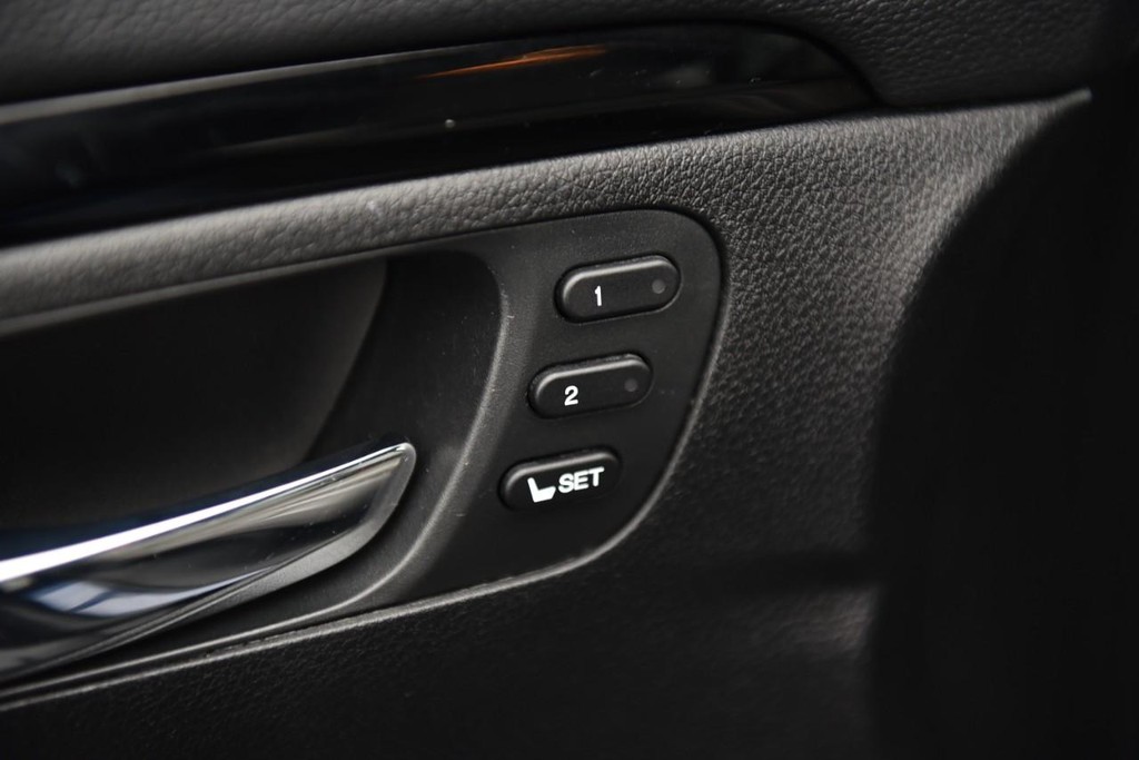 Honda Passport Vehicle Image 10