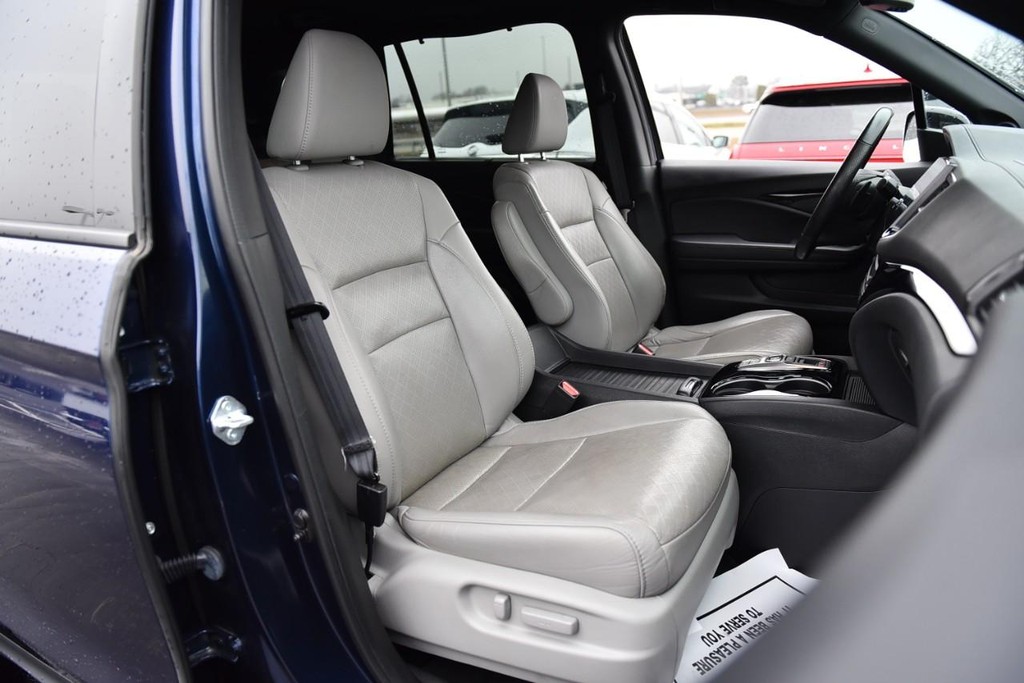 Honda Passport Vehicle Image 25