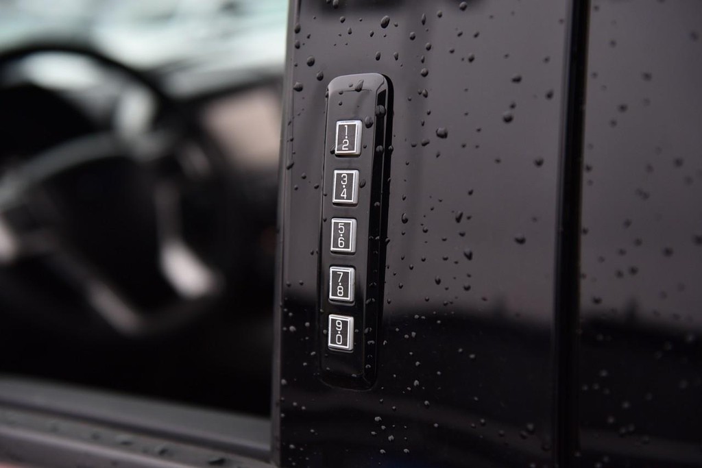 Ford F-150 Vehicle Image 09