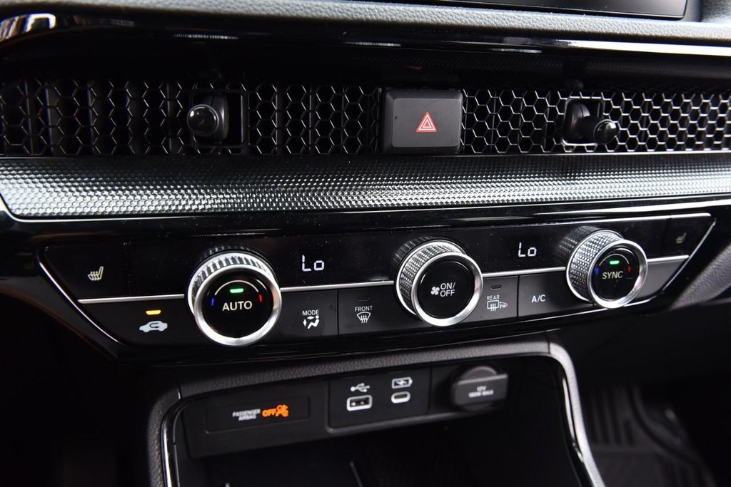 Honda CR-V Vehicle Image 16
