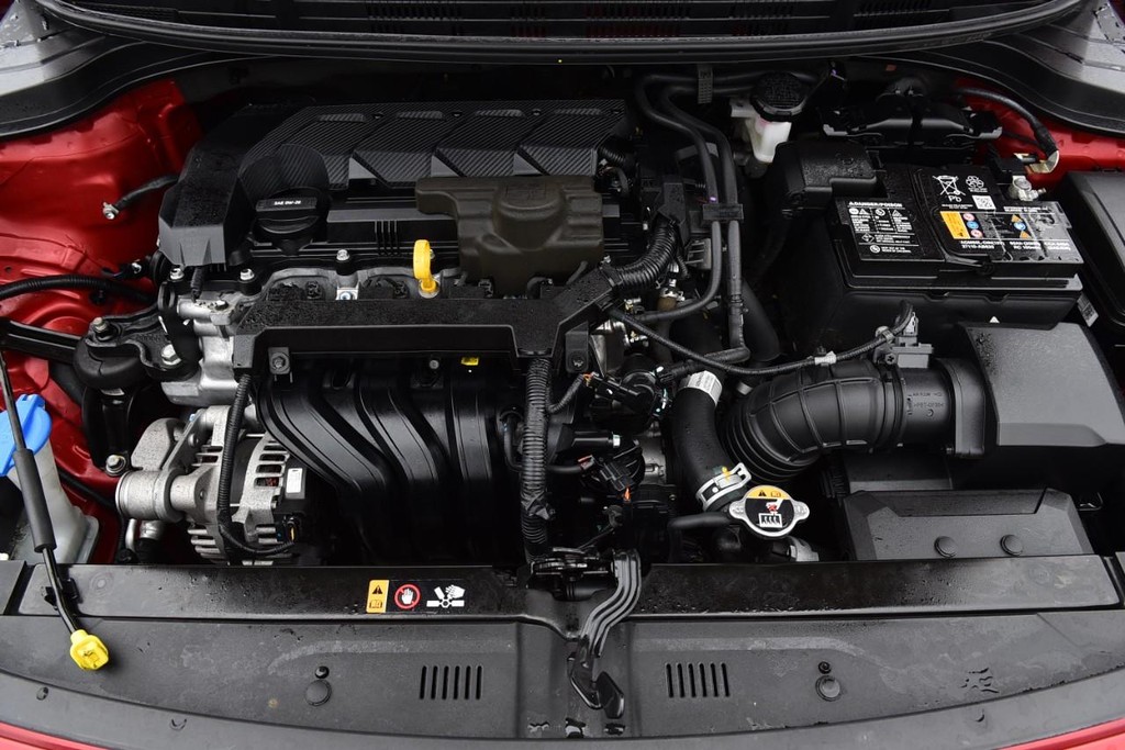 Kia Rio Vehicle Image 22