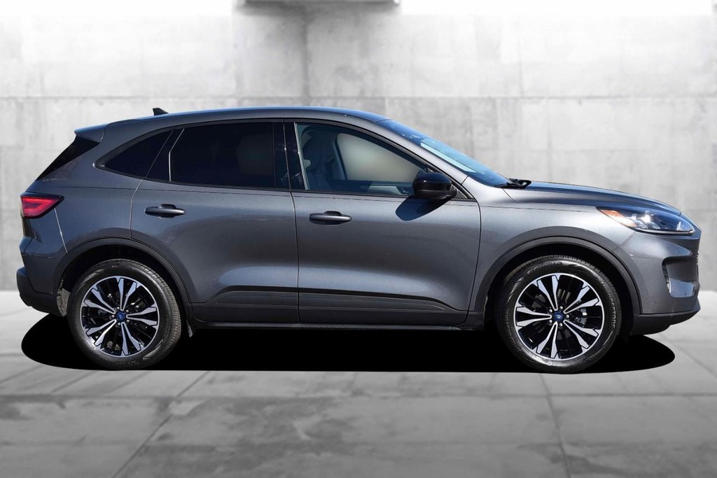 Ford Escape Vehicle Image 05