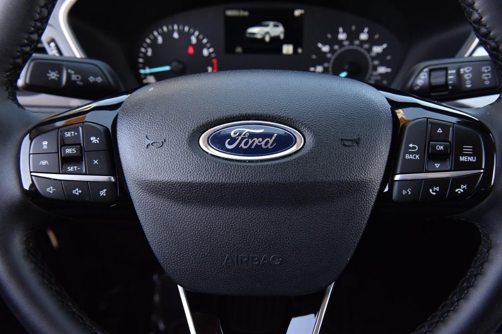 Ford Escape Vehicle Image 19