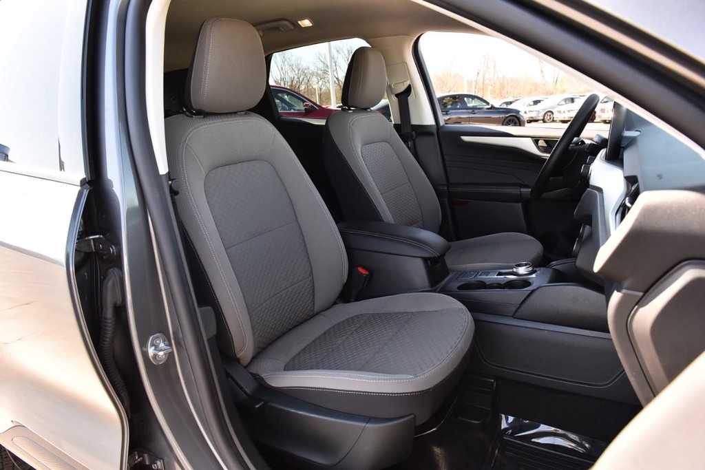 Ford Escape Vehicle Image 21