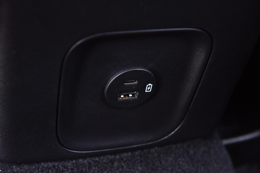 Ford Escape Vehicle Image 24