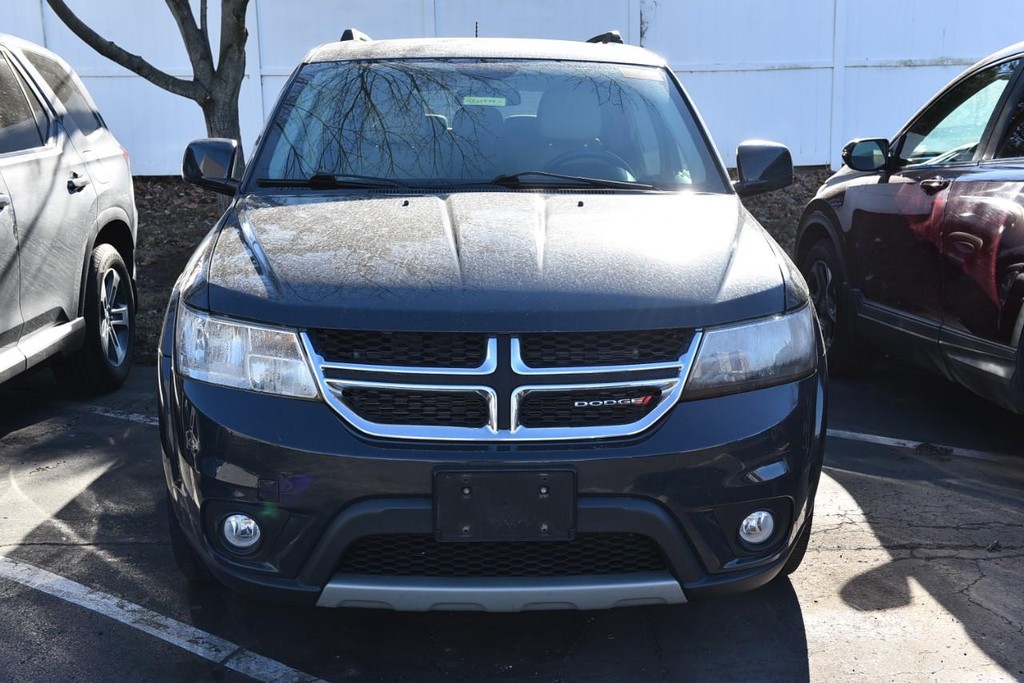 Dodge Journey Vehicle Full-screen Gallery Image 3