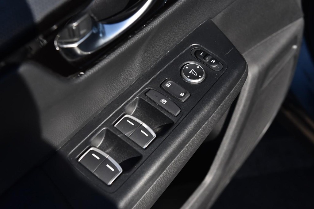 Honda CR-V Vehicle Image 08