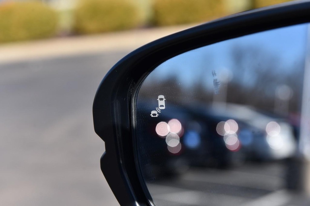 Honda CR-V Vehicle Image 10