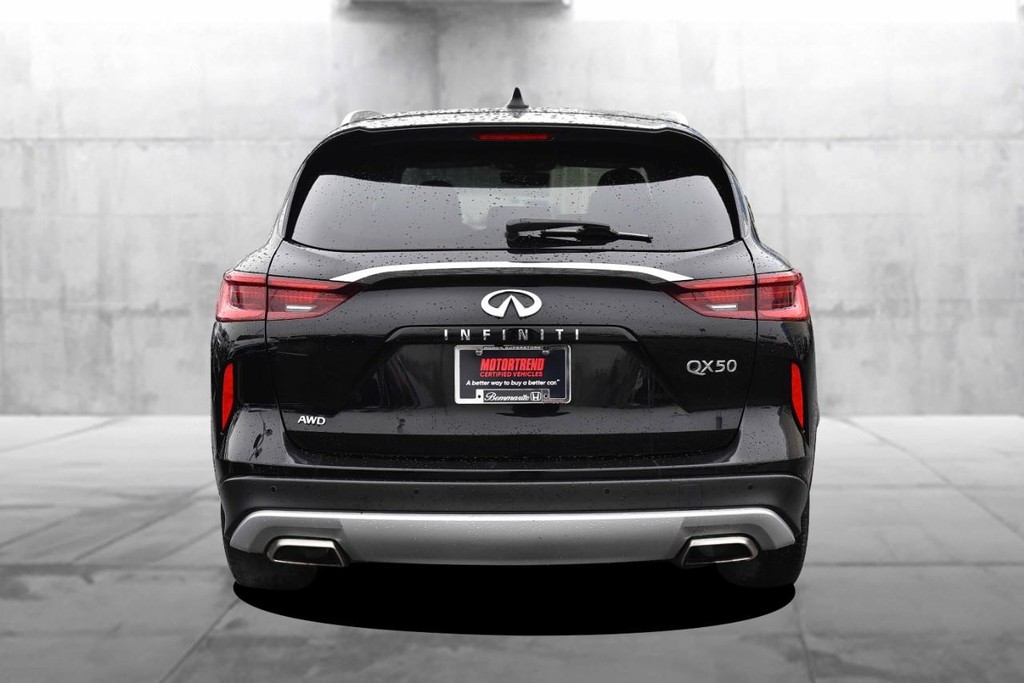 INFINITI QX50 Vehicle Image 05
