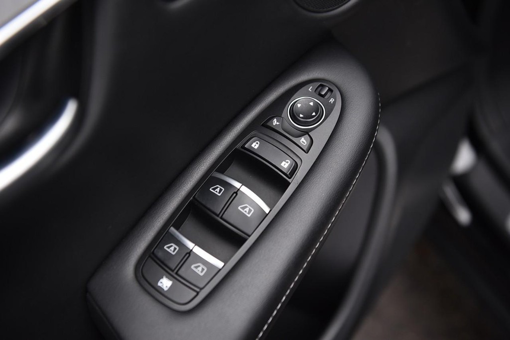 INFINITI QX50 Vehicle Image 07