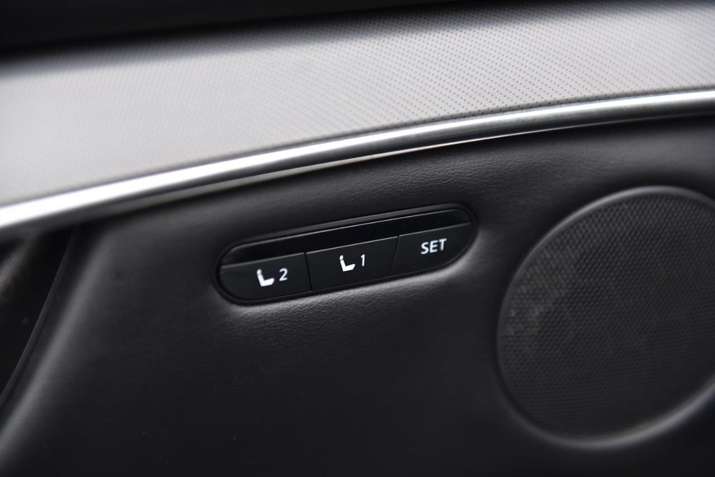 INFINITI QX50 Vehicle Image 08