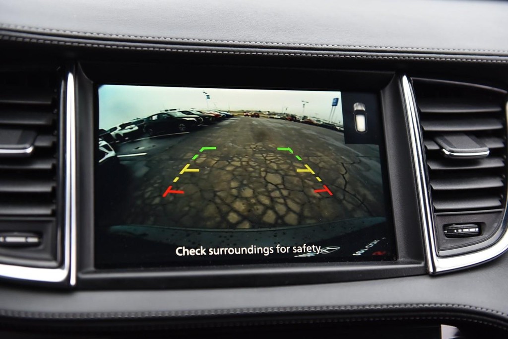 INFINITI QX50 Vehicle Image 12