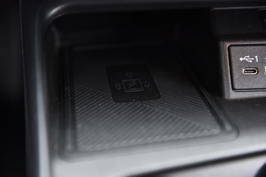 INFINITI QX50 Vehicle Image 15