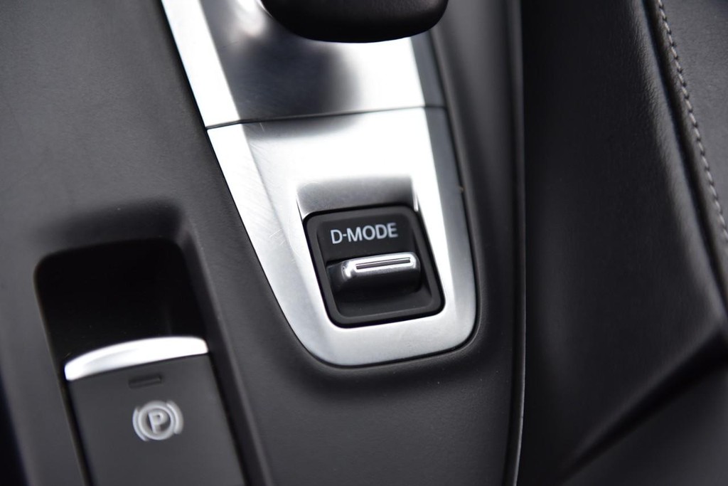 INFINITI QX50 Vehicle Image 18