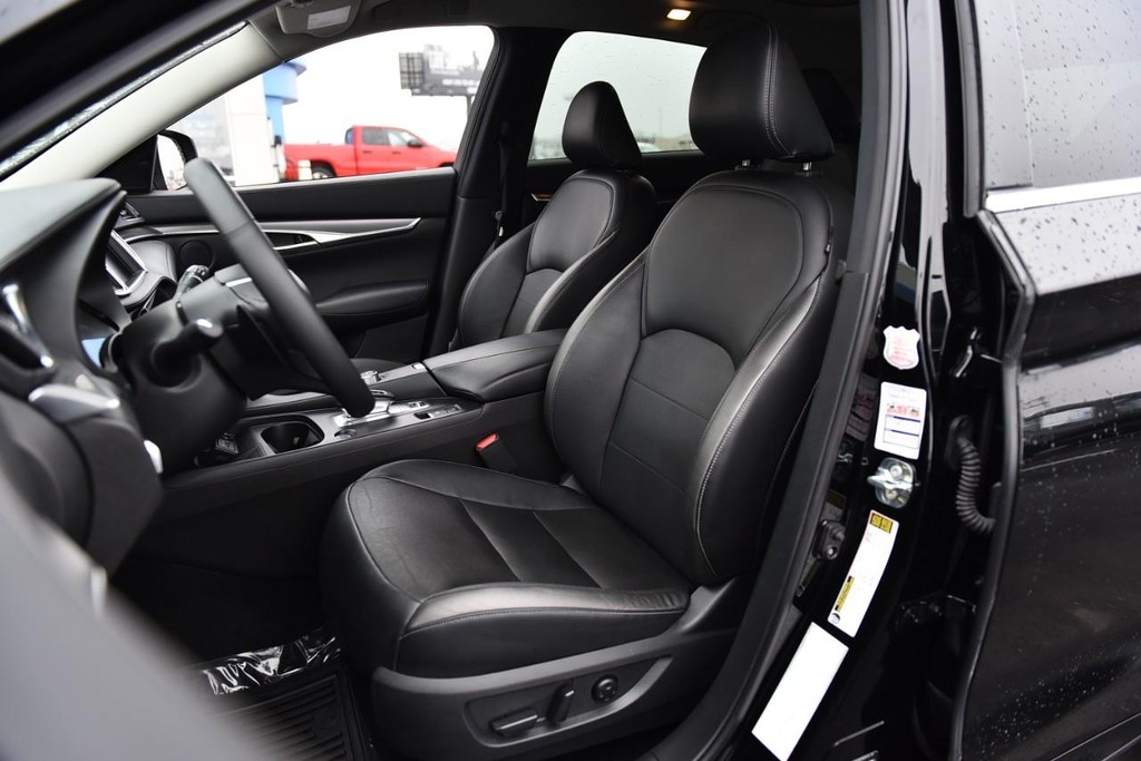 INFINITI QX50 Vehicle Image 20