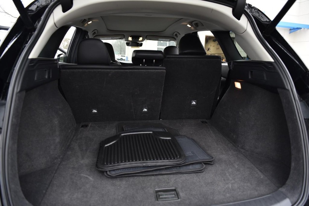 INFINITI QX50 Vehicle Image 26