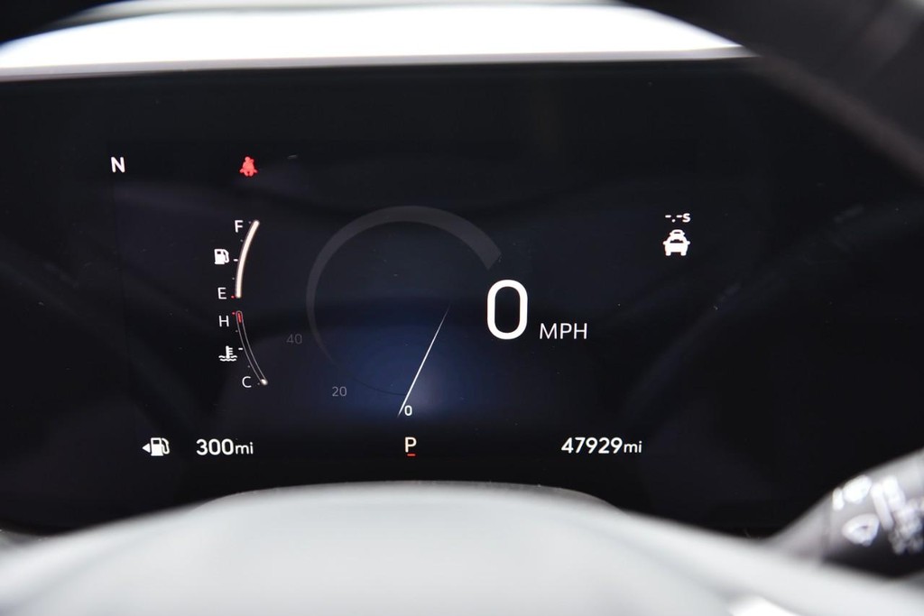 Buick Encore GX Vehicle Full-screen Gallery Image 11