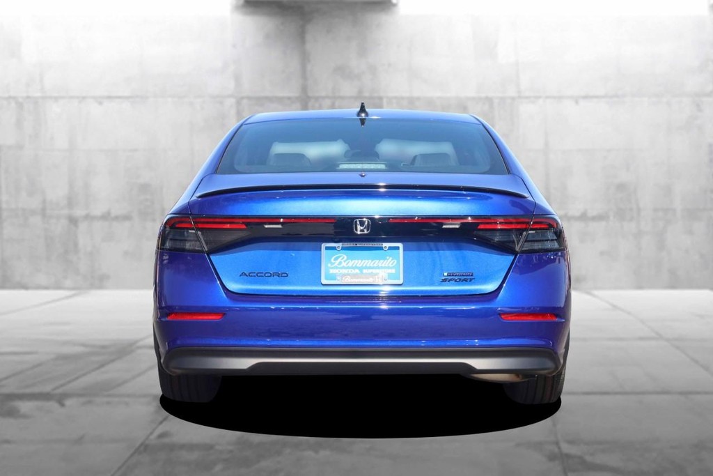 Honda Accord Hybrid Vehicle Image 06