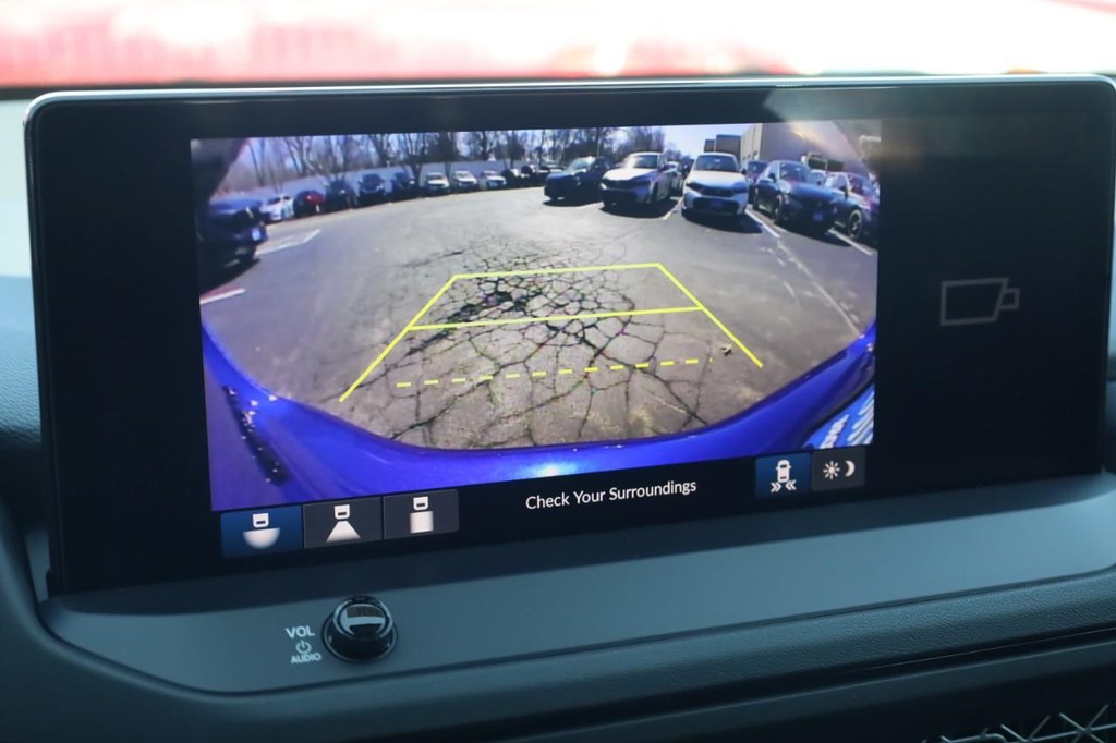 Honda Accord Hybrid Vehicle Image 14