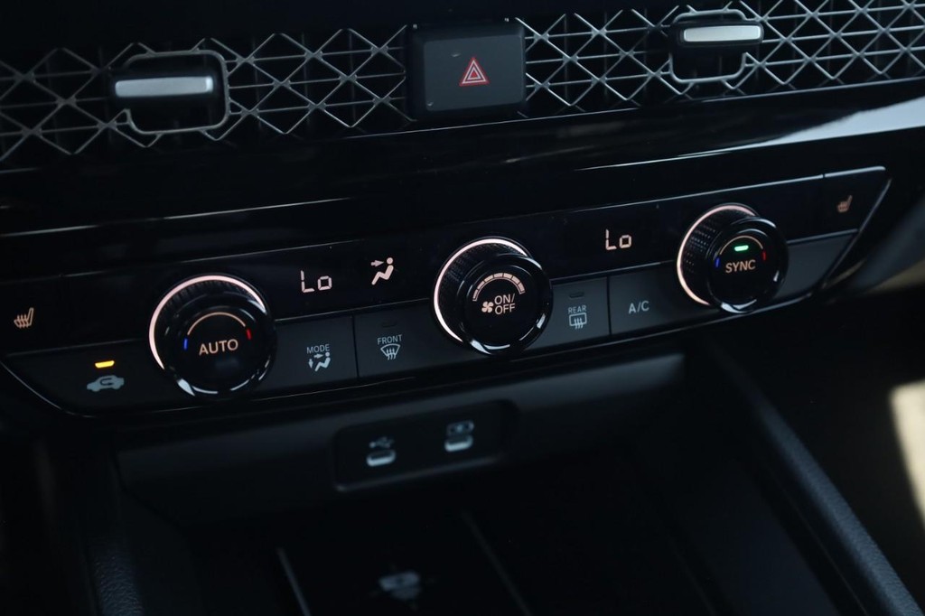 Honda Accord Hybrid Vehicle Image 15