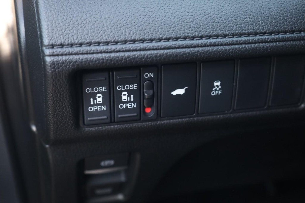 Honda Odyssey Vehicle Image 13