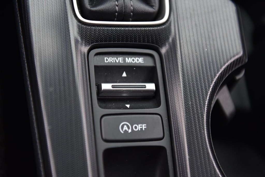 Honda Civic Hatchback Vehicle Image 18