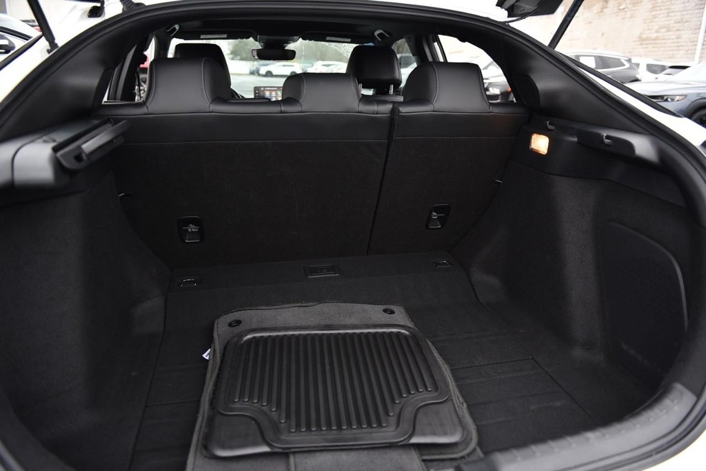 Honda Civic Hatchback Vehicle Image 26