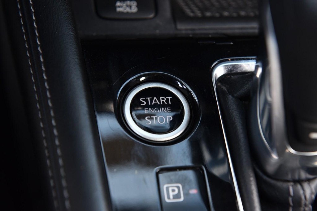 Nissan Kicks Vehicle Image 15