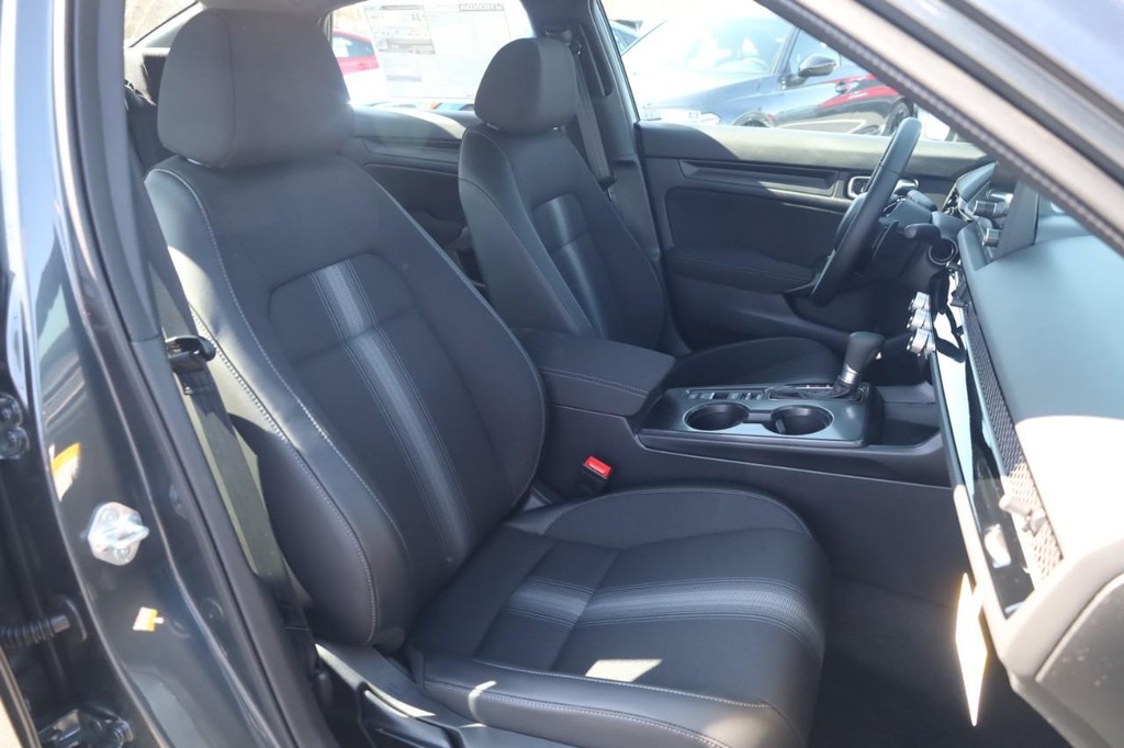 Honda Civic Sedan Vehicle Image 19