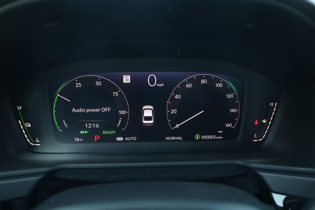 Honda Accord Hybrid Vehicle Full-screen Gallery Image 13