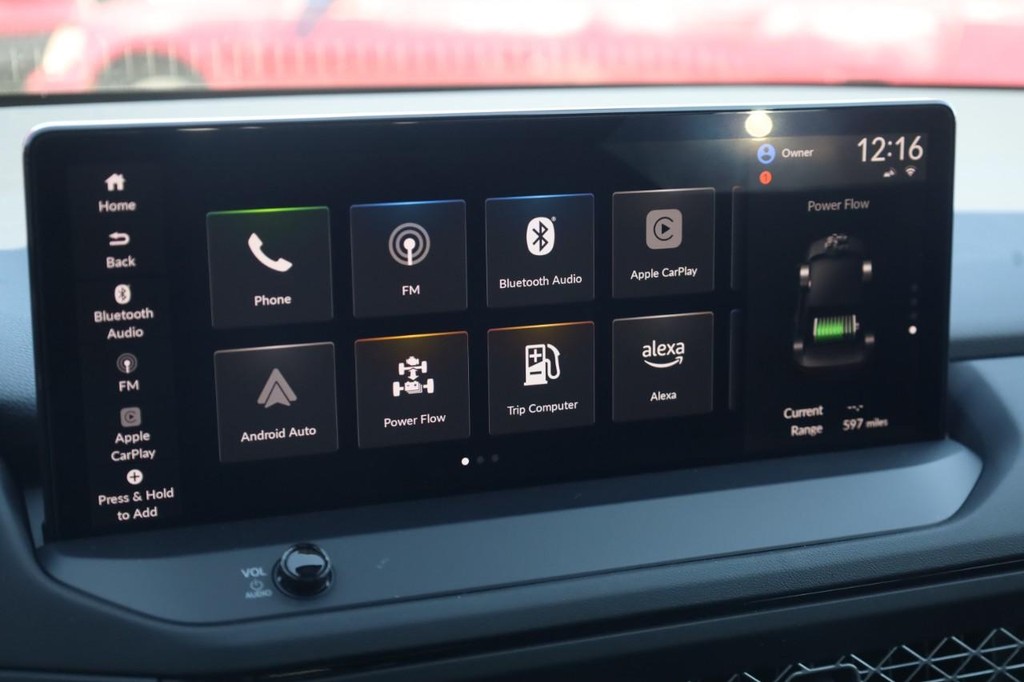 Honda Accord Hybrid Vehicle Full-screen Gallery Image 14