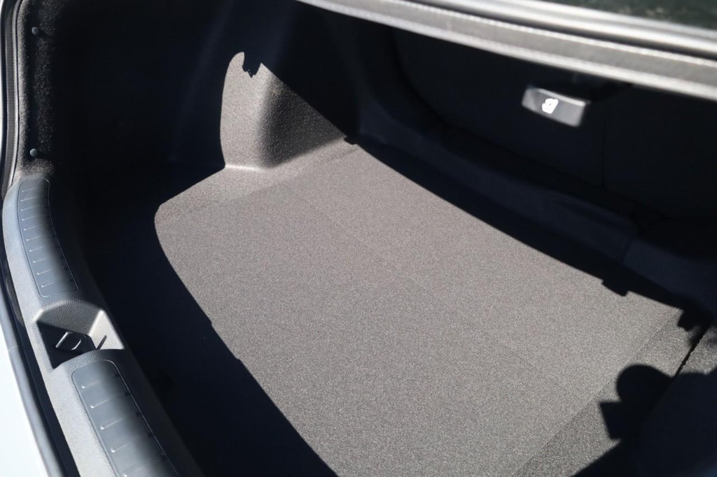 Honda Civic Sedan Vehicle Image 21