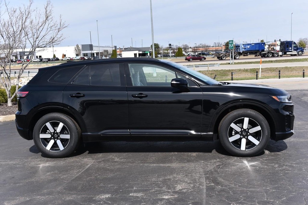 Honda Prologue Vehicle Full-screen Gallery Image 5